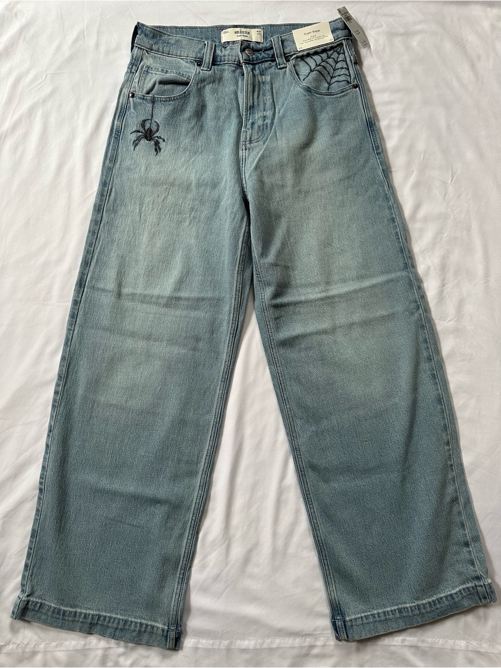 NWT Hollister Light Blue Wide-Leg Men's Jeans with Spider Embroidery